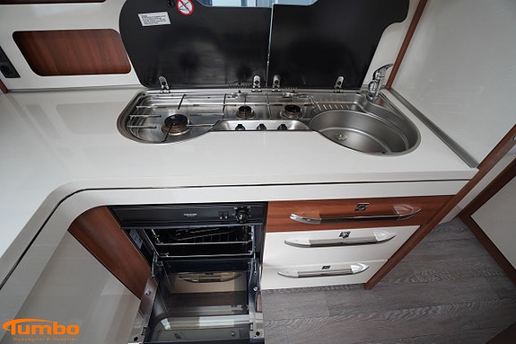 Hobby 560 CFe Excellent, Alde, ugn 10 of 20