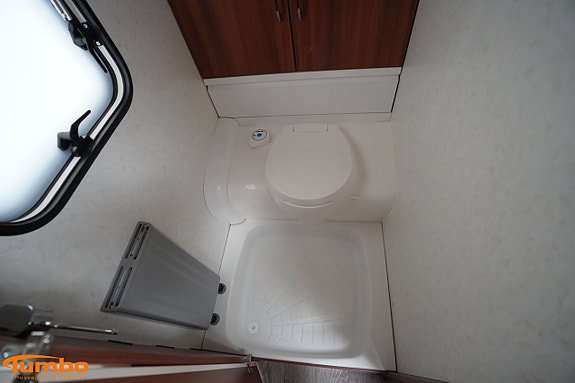 Hobby 560 CFe Excellent, Alde, ugn 17 of 20