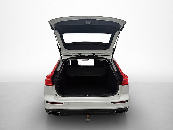 Volvo V60 Cross Country 27 of 30
