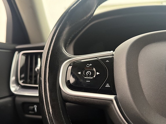 Volvo V60 Cross Country 13 of 30