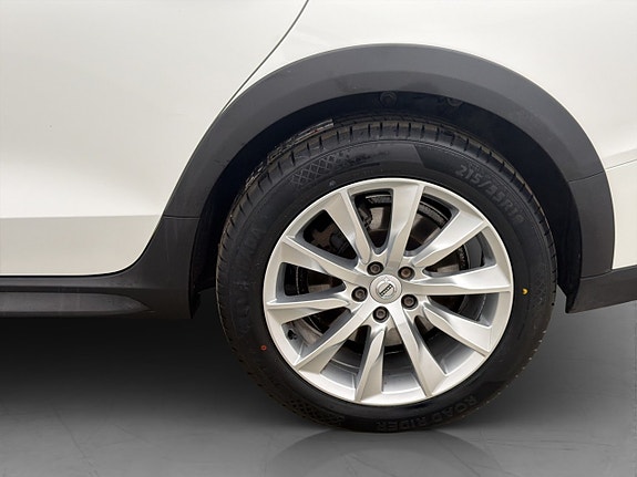 Volvo V60 Cross Country 29 of 30