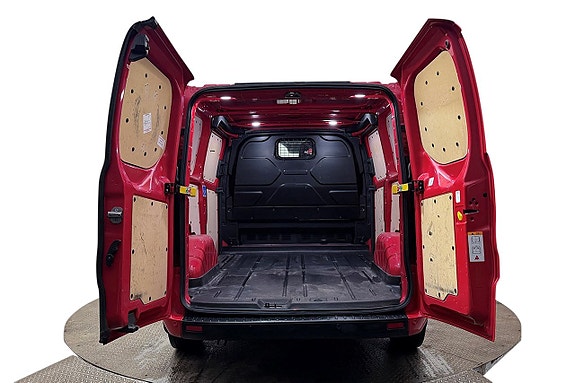 Ford Transit Custom 8 of 29