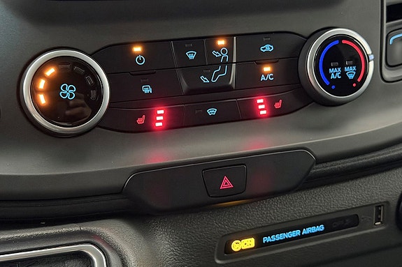 Ford Transit Custom 25 of 29