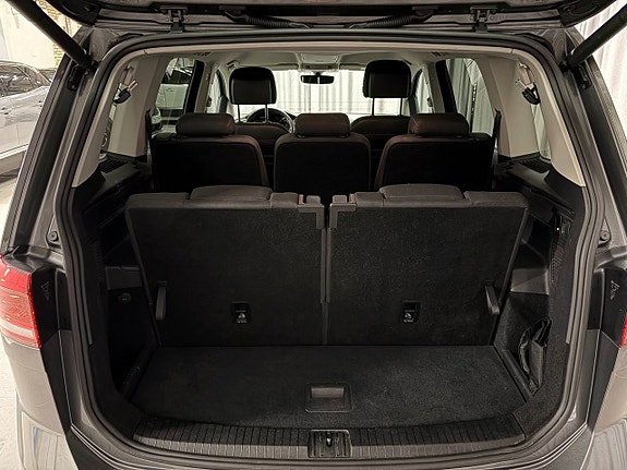 Volkswagen Touran 6 of 20