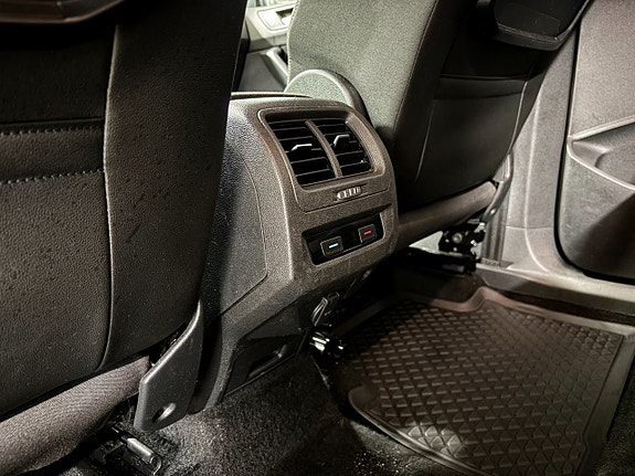 Volkswagen Touran 9 of 20