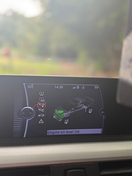 BMW 320d 6 of 6