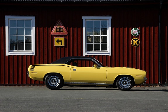 Plymouth Hemi Cuda 9 of 30