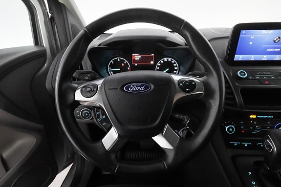 Ford Transit Connect 11 of 22