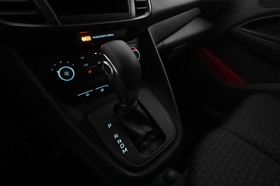 Ford Transit Connect 15 of 22