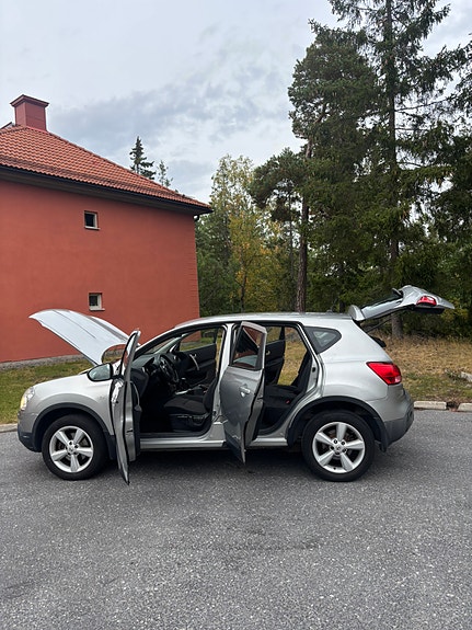 Nissan Qashqai 10 of 12