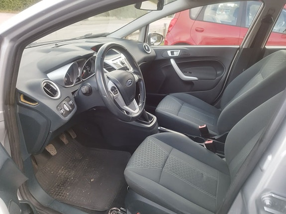 Ford Fiesta 3 of 3