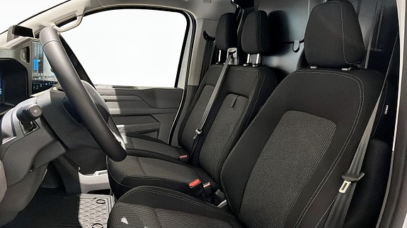 Volkswagen Transporter 8 of 12