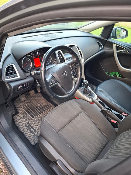 Opel Astra 4 of 4
