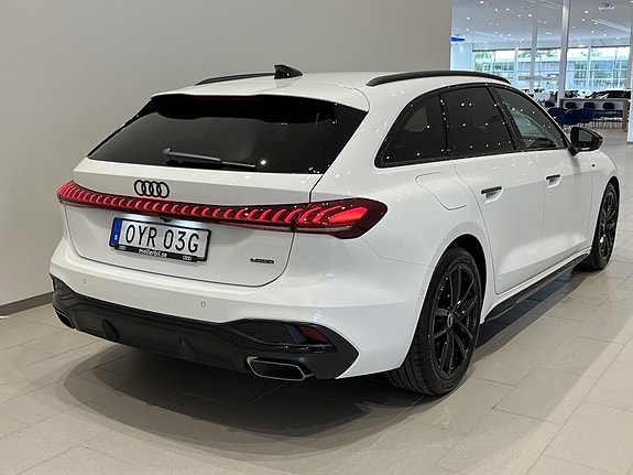 Audi A5 3 of 9