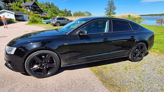 Audi A5 2 of 6