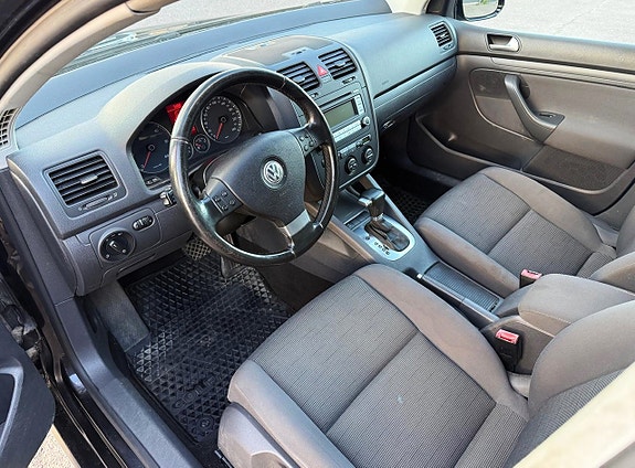 Volkswagen Golf I 5 of 8