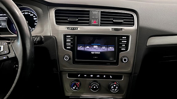 Volkswagen Golf I 9 of 18