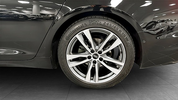 Audi A6 6 of 17