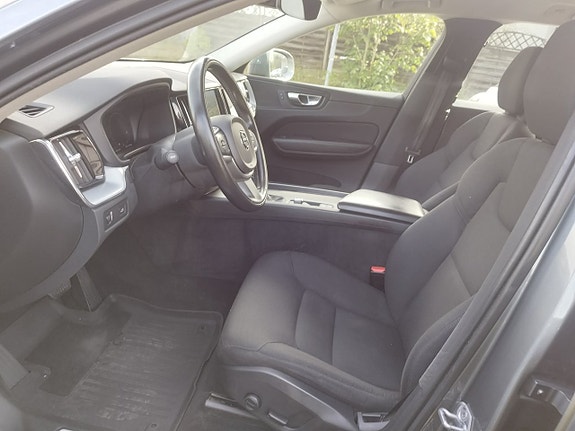 Volvo XC60 3 of 3