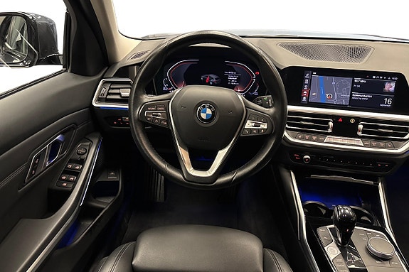 BMW 320d 8 of 13