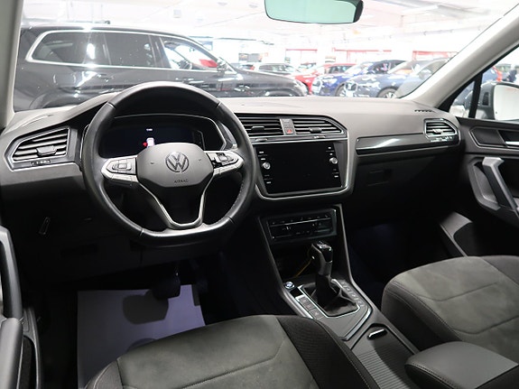 Volkswagen Tiguan 15 of 30