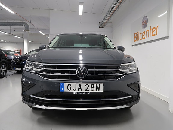 Volkswagen Tiguan 9 of 30
