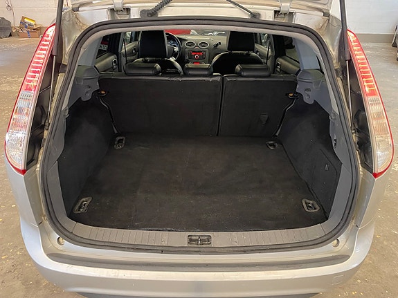Ford Focus 8 of 22