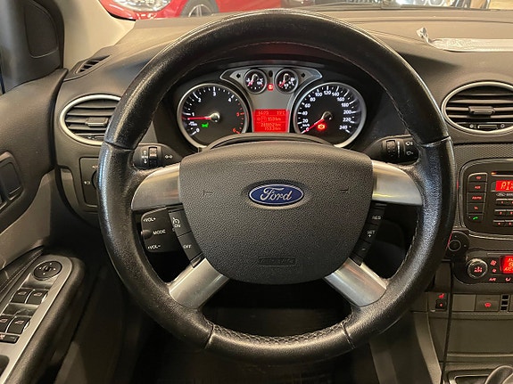 Ford Focus 16 of 22