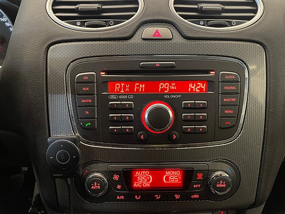 Ford Focus 19 of 22