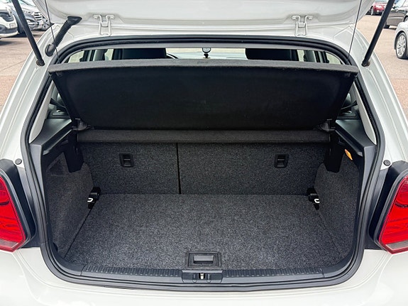 Volkswagen Polo 6 of 13