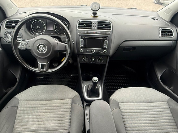 Volkswagen Polo 11 of 13