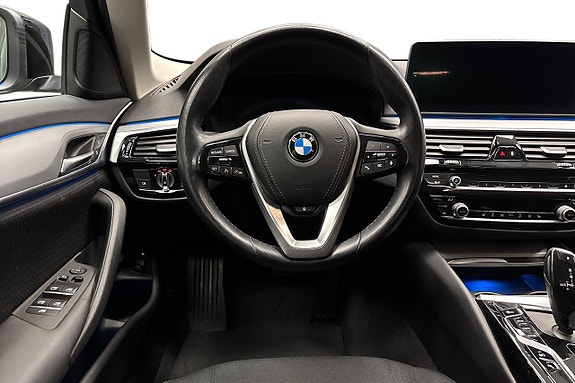 BMW 530e 9 of 15