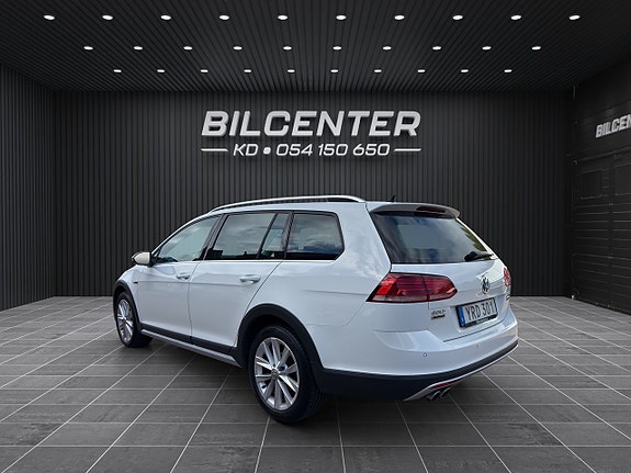 Volkswagen Golf Alltrack 6 of 19