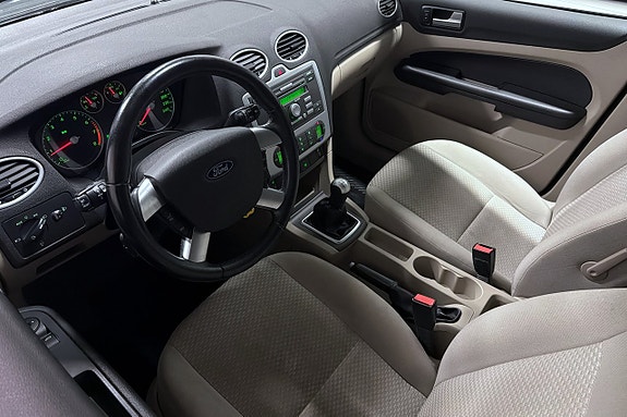 Ford Focus 12 of 14
