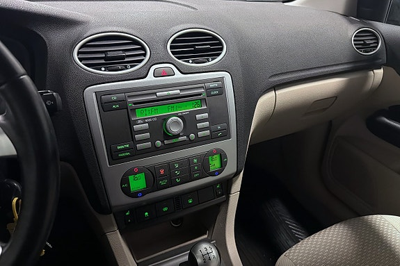 Ford Focus 10 of 14