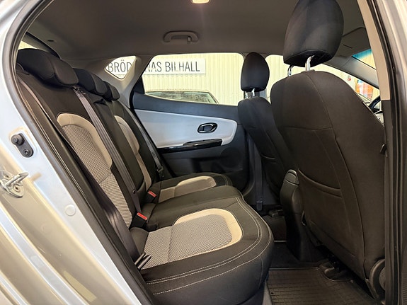 Kia Ceed 12 of 14
