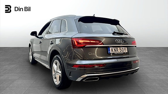 Audi Q5 3 of 22