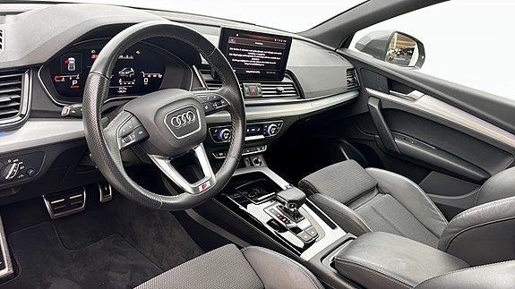 Audi Q5 7 of 22