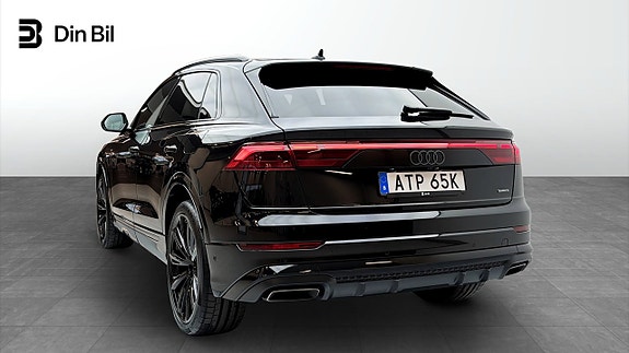 Audi Q8 3 of 18