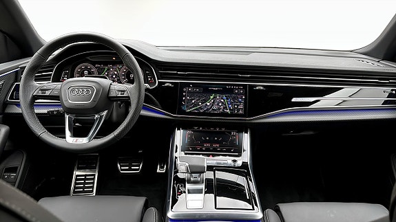 Audi Q8 13 of 18
