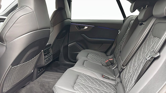 Audi Q8 18 of 18