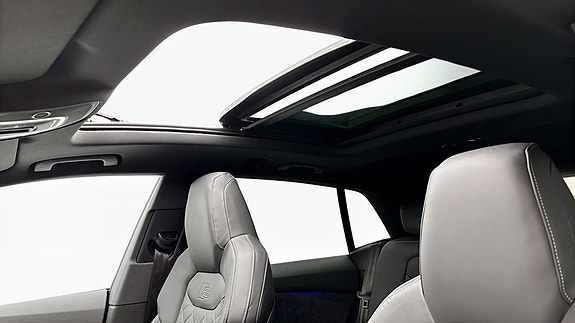 Audi Q8 14 of 18