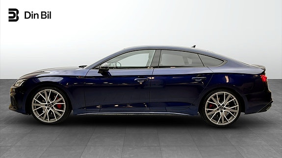 Audi A5 2 of 17
