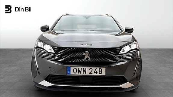 Peugeot 3008 4 of 16