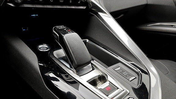 Peugeot 3008 14 of 16
