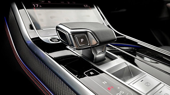 Audi Q8 16 of 18