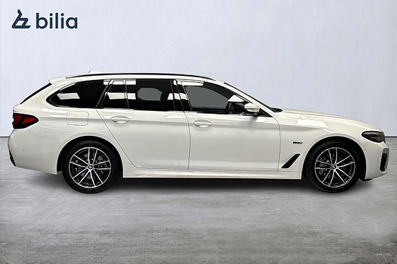 BMW 530e 2 of 14