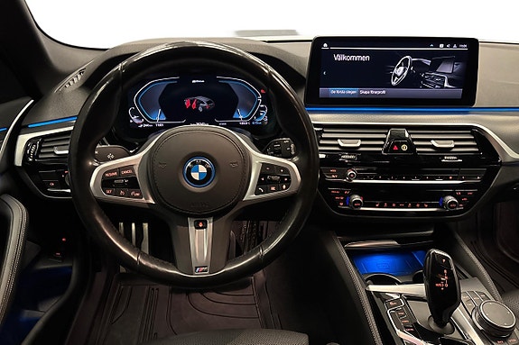 BMW 530e 9 of 14