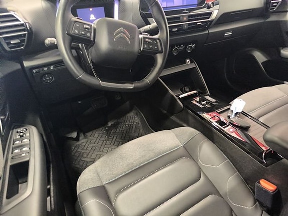 Citroen C4 7 of 10