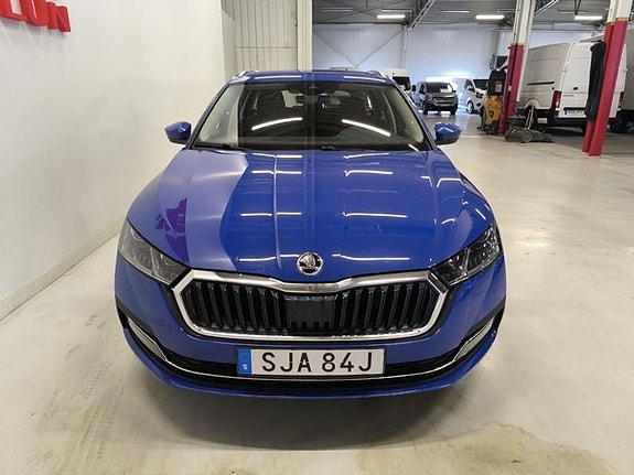 Skoda Octavia 2 of 10